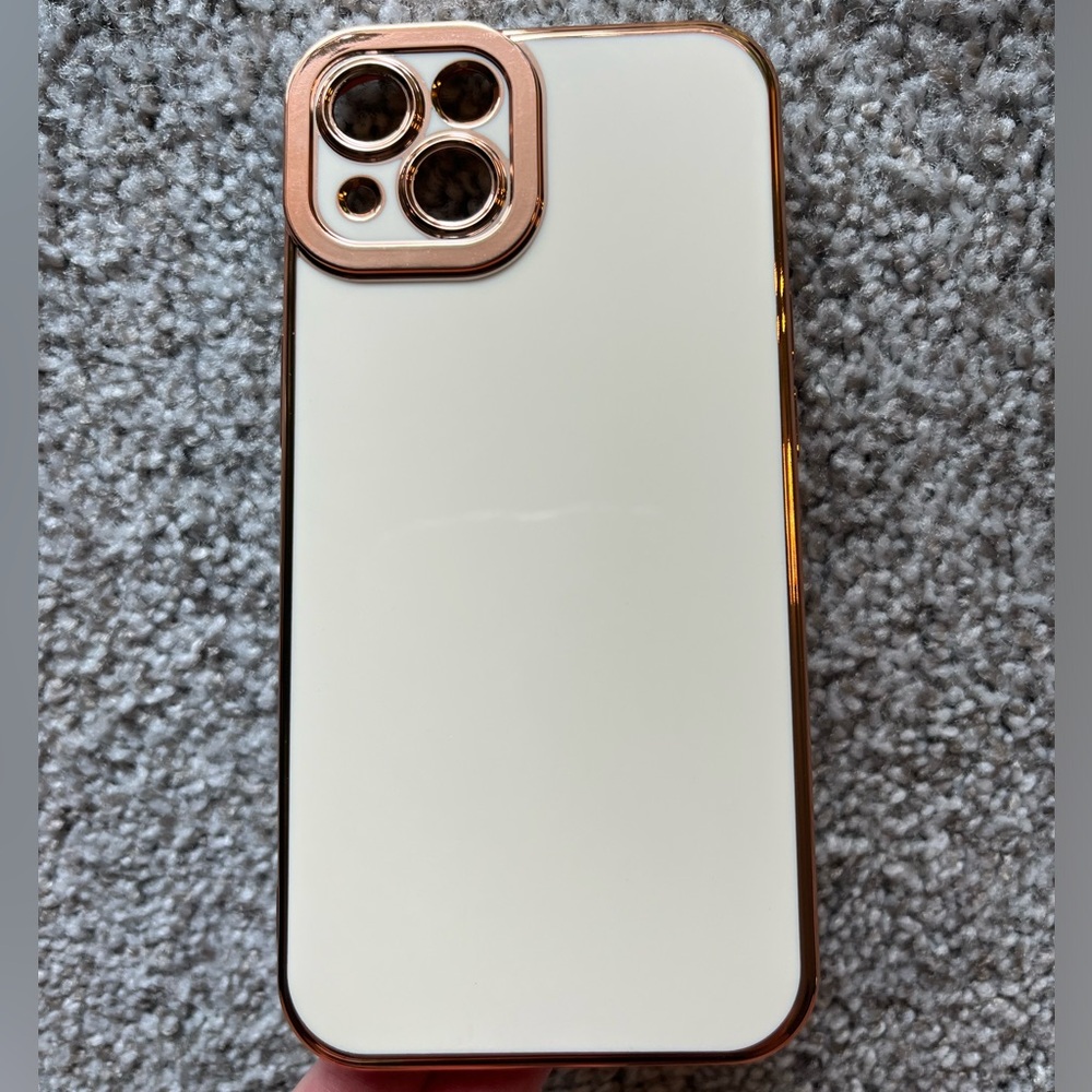 Elegant Cream and Gold iPhone 13 Skin